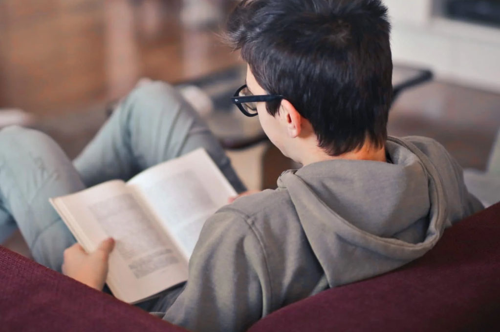 A visão de 77,4% dos jovens piorou no confinamento