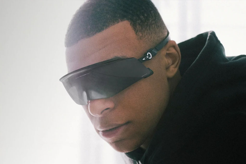 Kylian Mbappé une-se à equipe Oakley